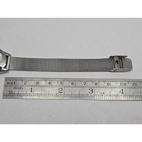 Timex Casey Dress Silver Mesh Womens Quartz Watch New Battery Water Resist WR30M - Picture 7 of 9